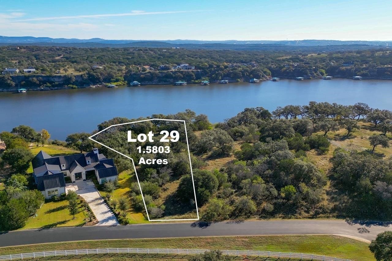 1.58 acres in Travis County