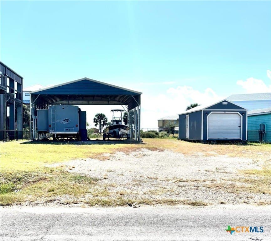 0.25 acres in Calhoun County - photo 10