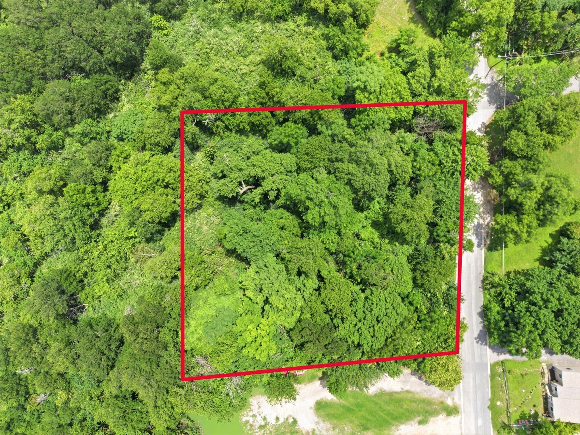 0.84 acres in Dallas County gallery image 2