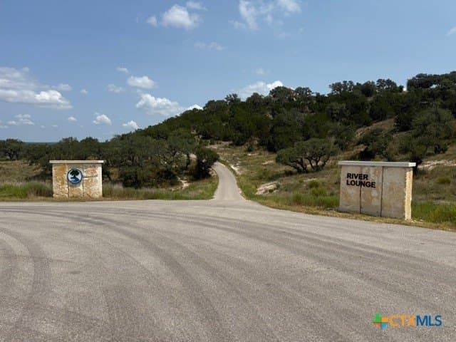 3.81 acres in Comal County - photo 15