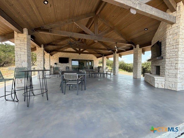 3.81 acres in Comal County - photo 21