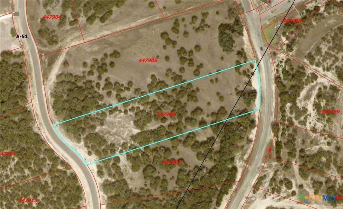 3.81 acres in Comal County - photo 9