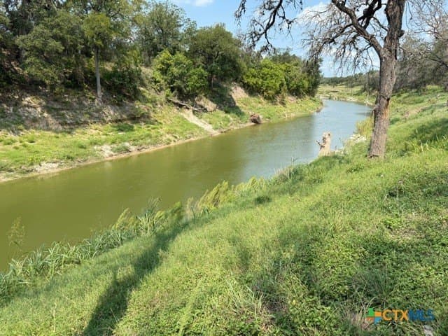 3.81 acres in Comal County - photo 28