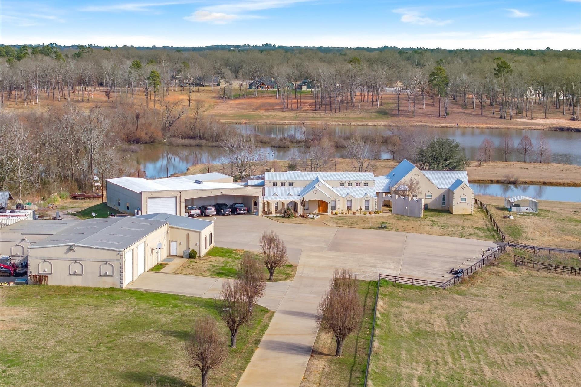 20 acres in Smith County gallery image 3