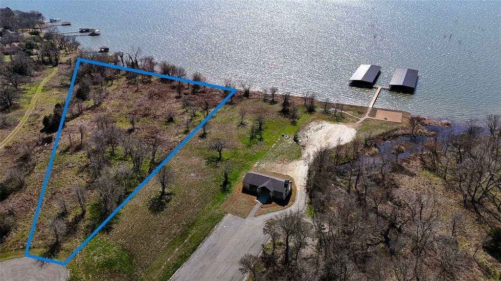 2.25 acres in Navarro County gallery image 2