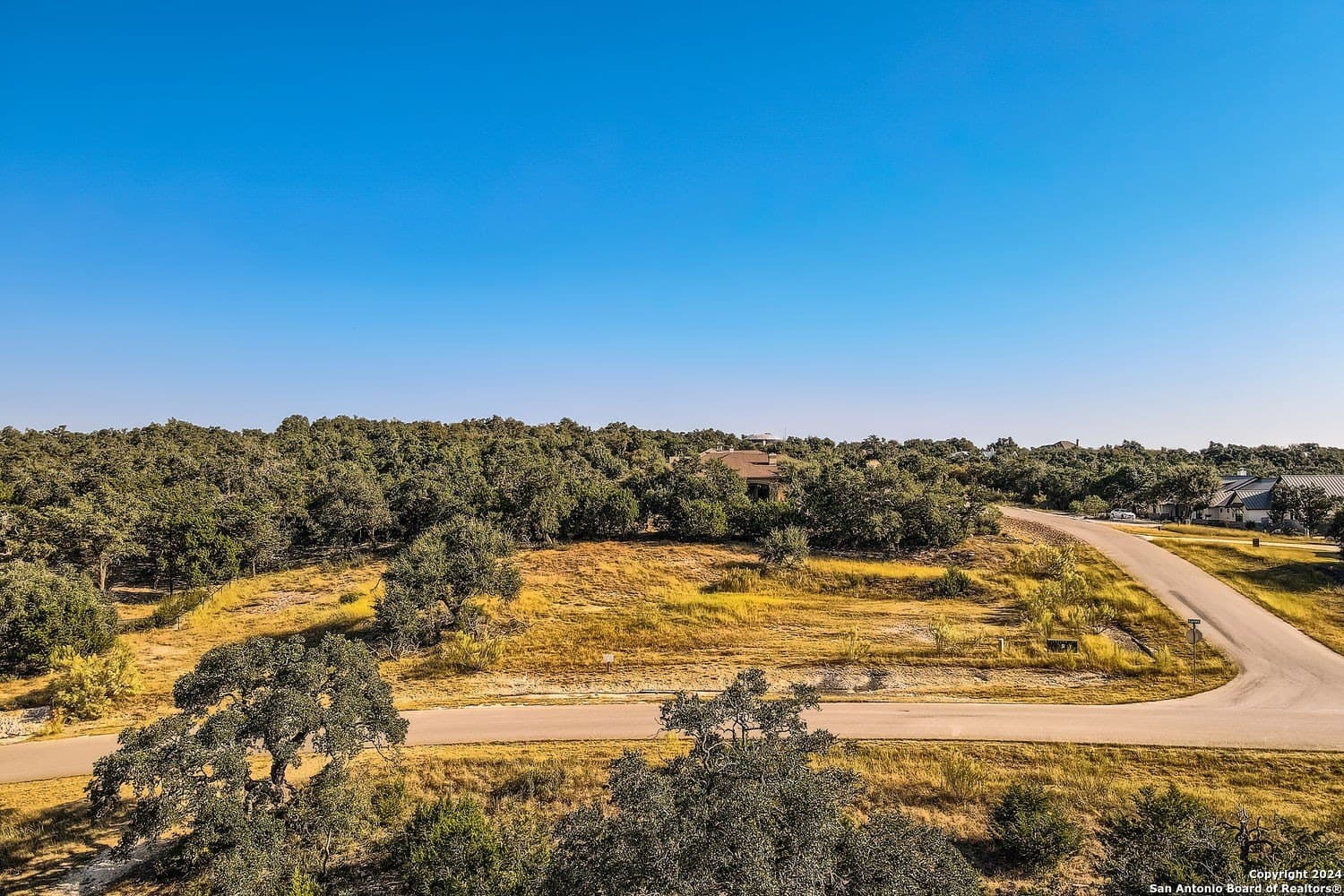 1.02 acres in Comal County gallery image 2