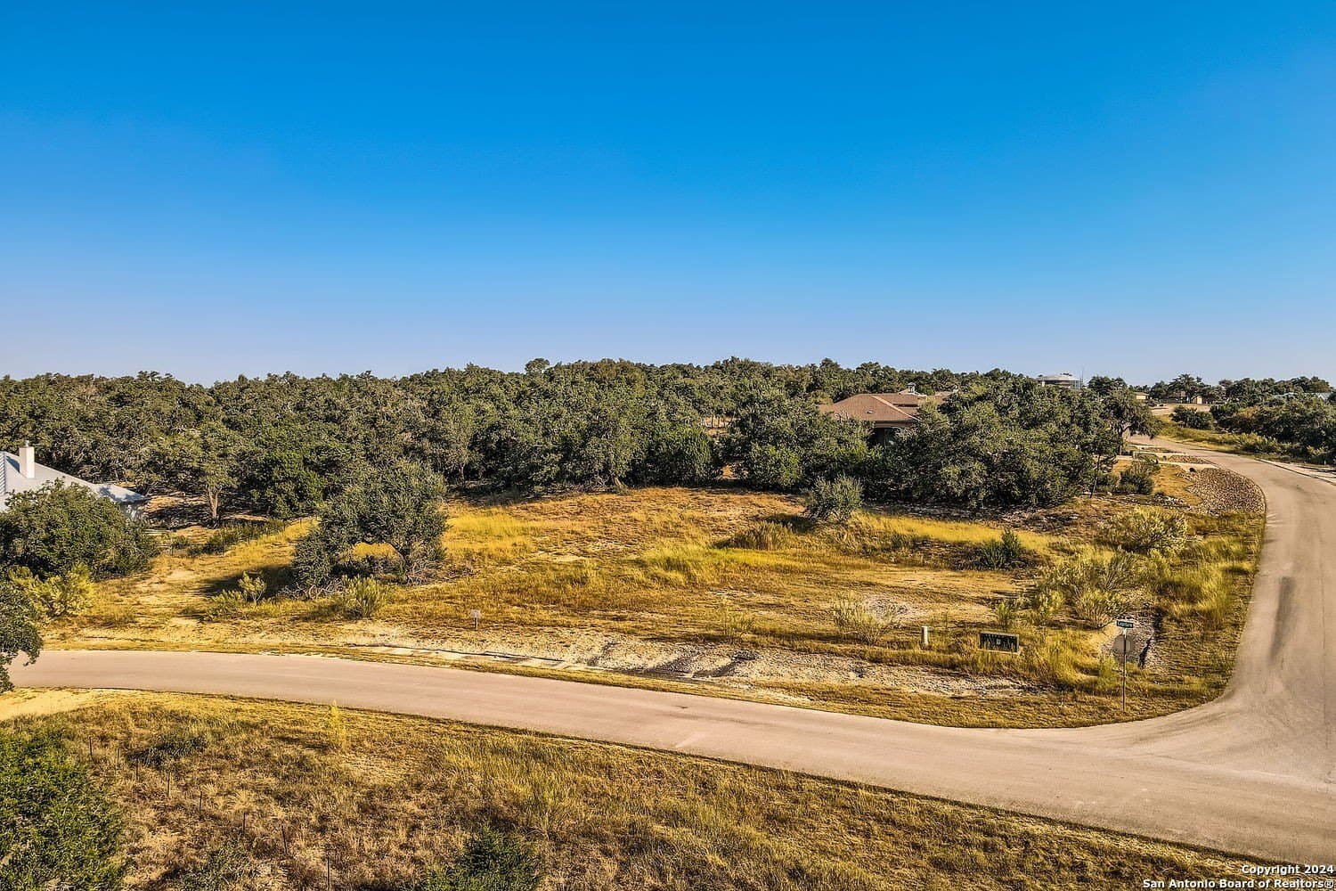 1.02 acres in Comal County gallery image 4