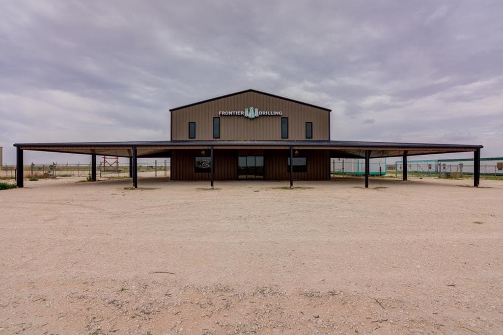 10 acres in Gaines County