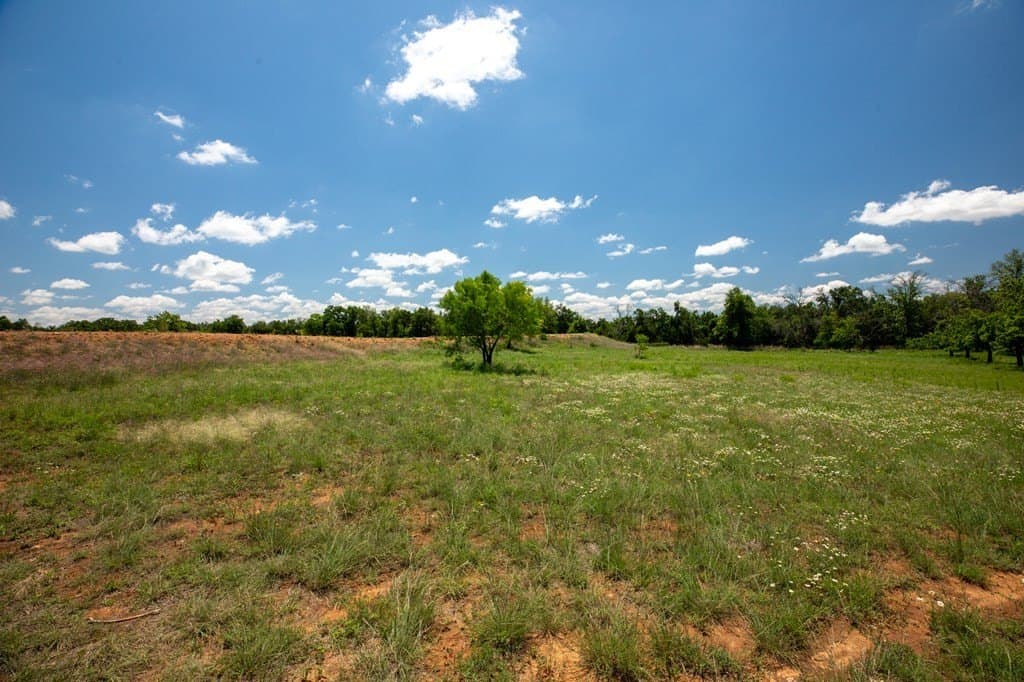10.18 acres in Gillespie County gallery image 3