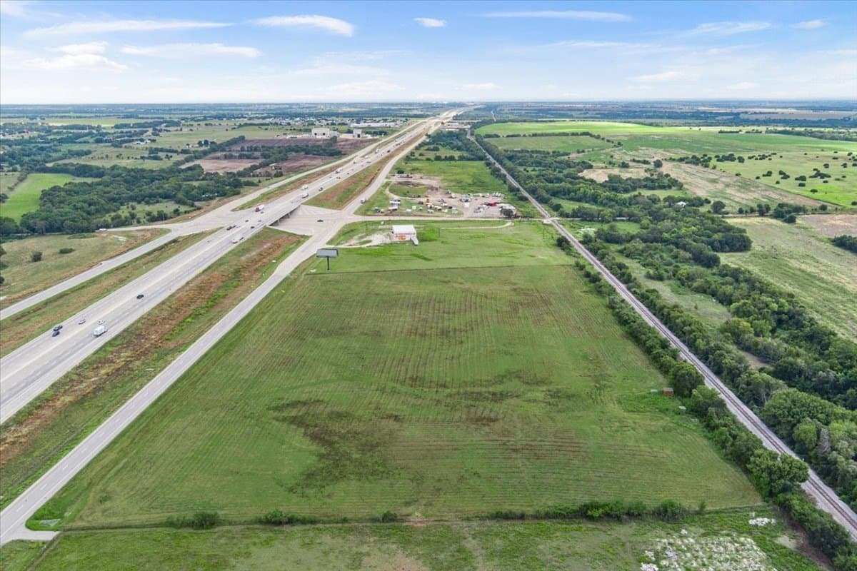 10.97 acres in Bell County - photo 4