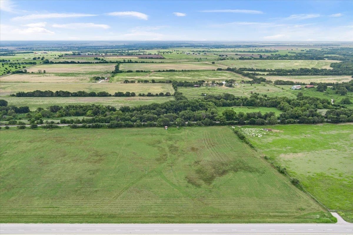 10.97 acres in Bell County - photo 2