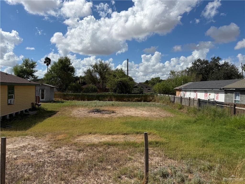 0.14 acres in Hidalgo County - photo 2