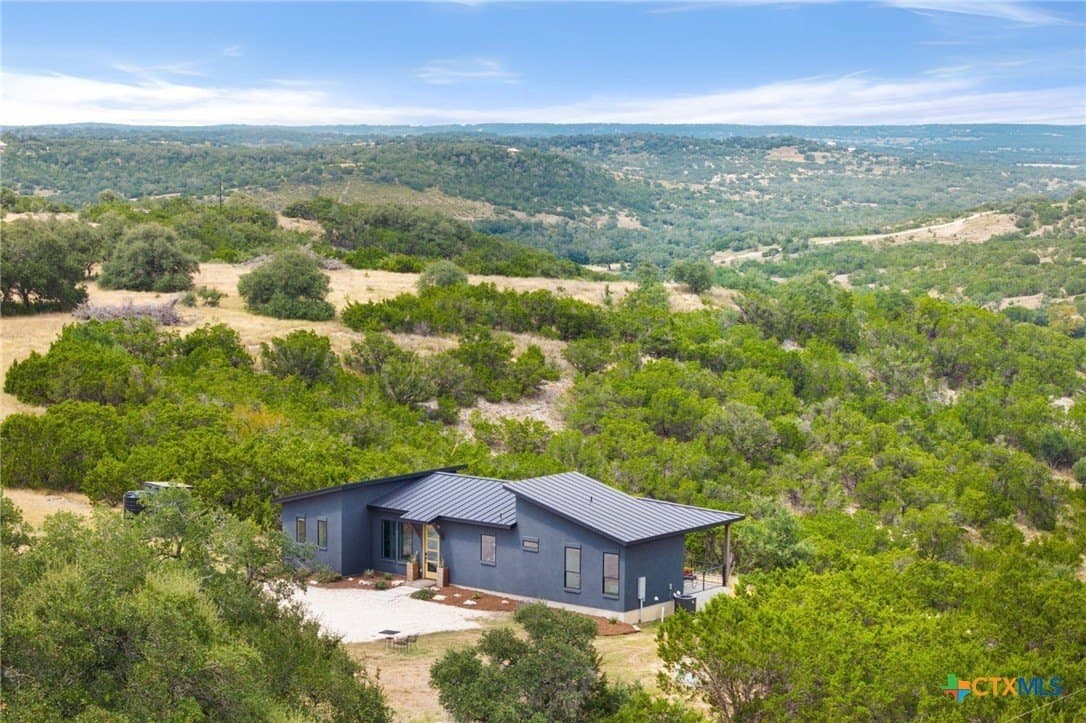 29 acres in Kendall County