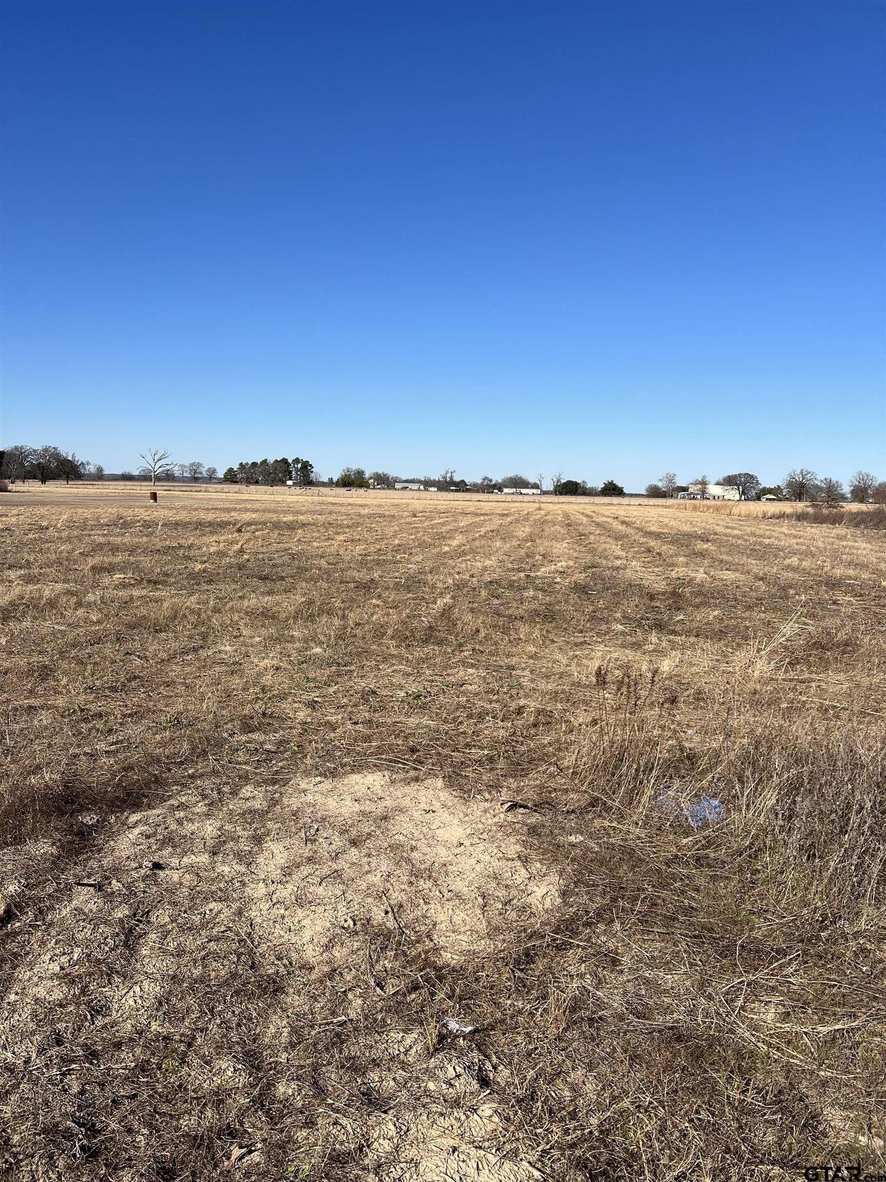 0.86 acres in Smith County gallery image 2