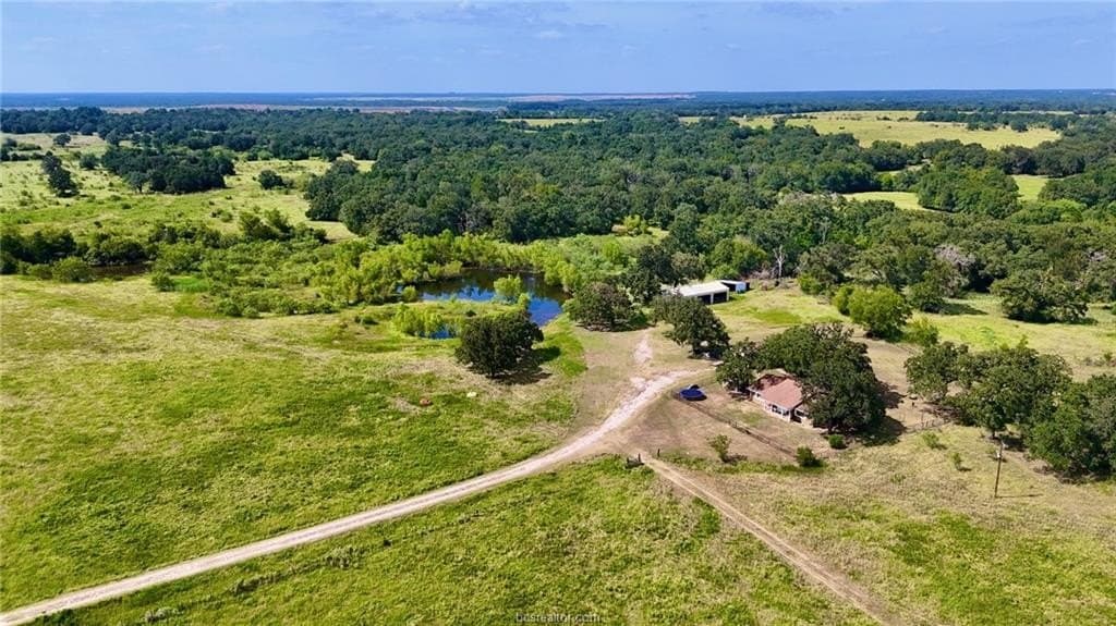 13 acres in Robertson County