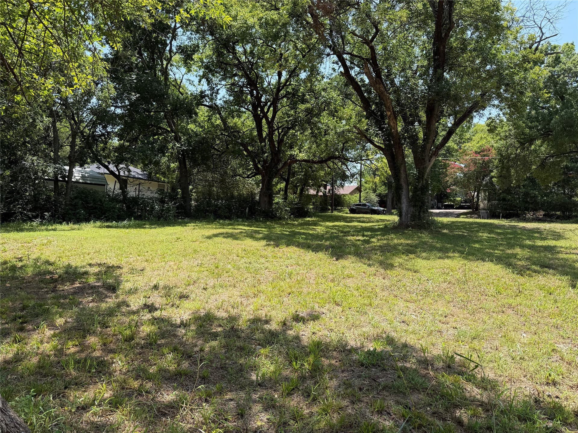 0.56 acres in Grayson County gallery image 3