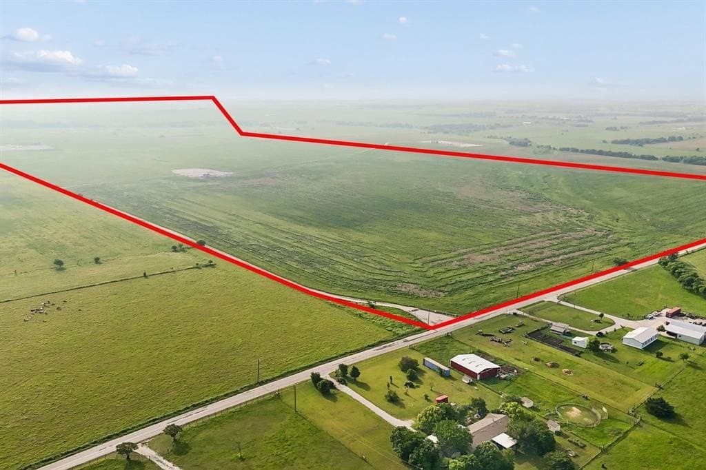 328.06 acres in Denton County gallery image 2