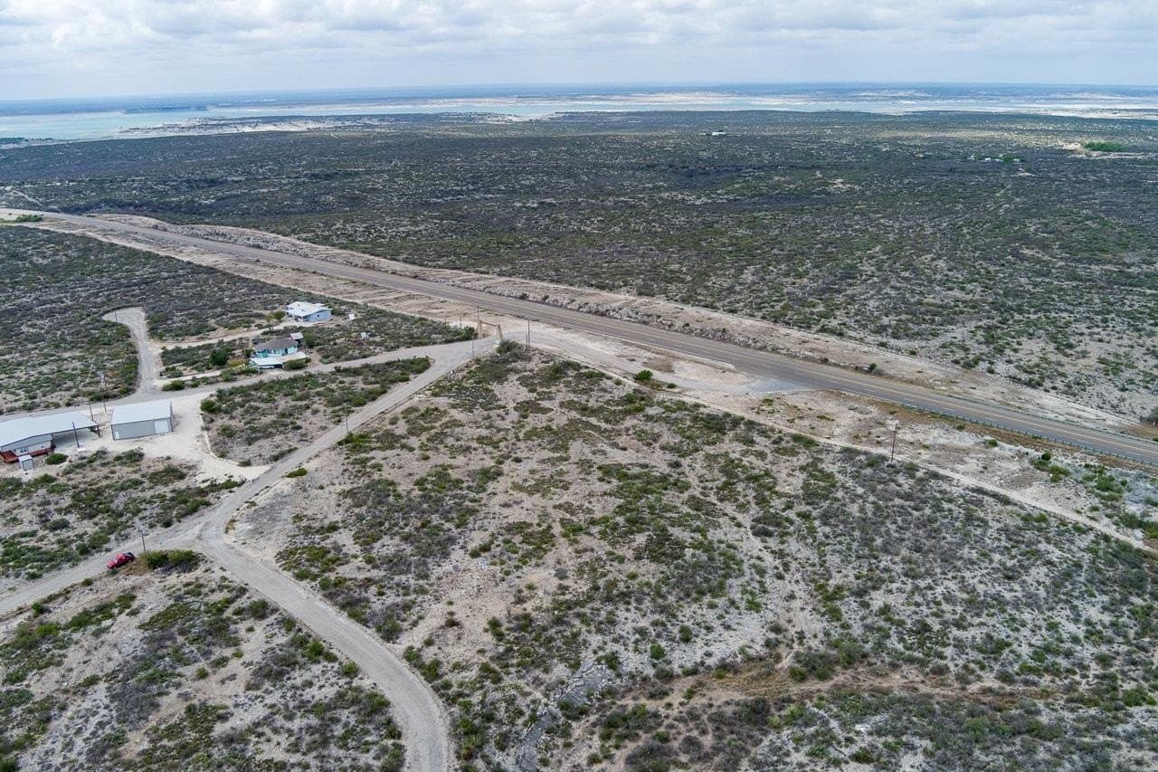 1.43 acres in Val Verde County - photo 14