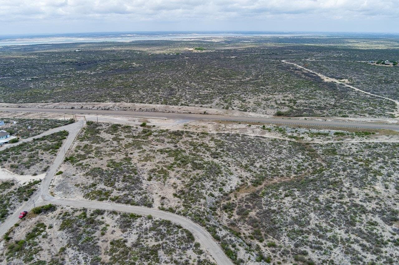1.43 acres in Val Verde County - photo 15