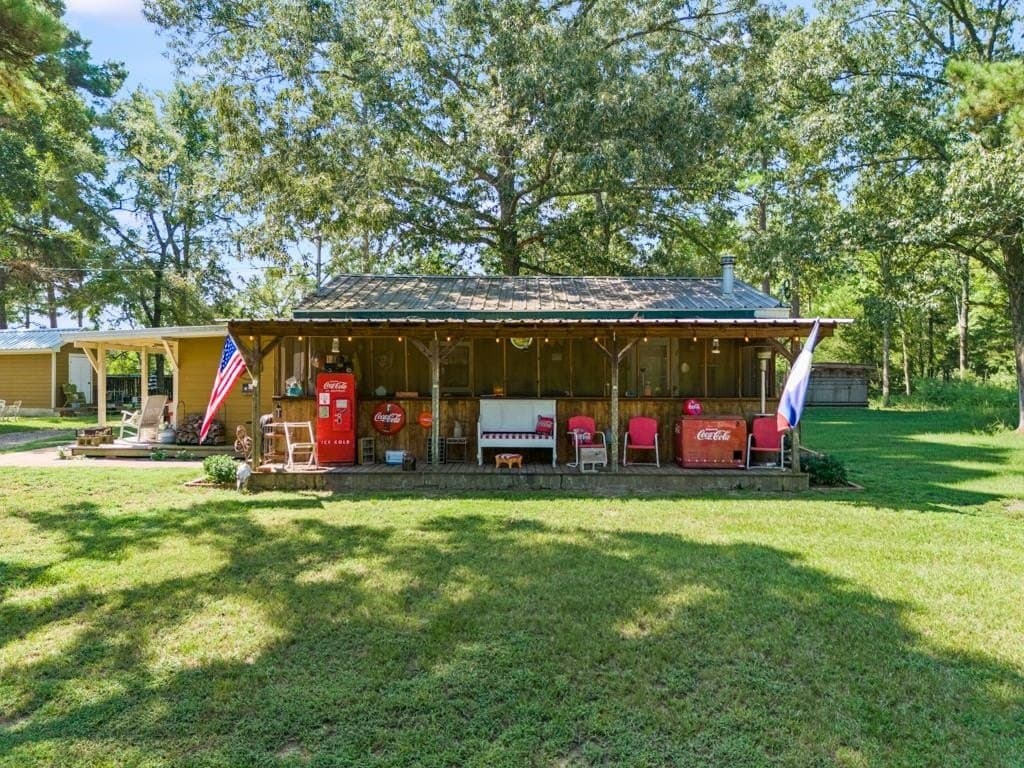 12 acres in Upshur County