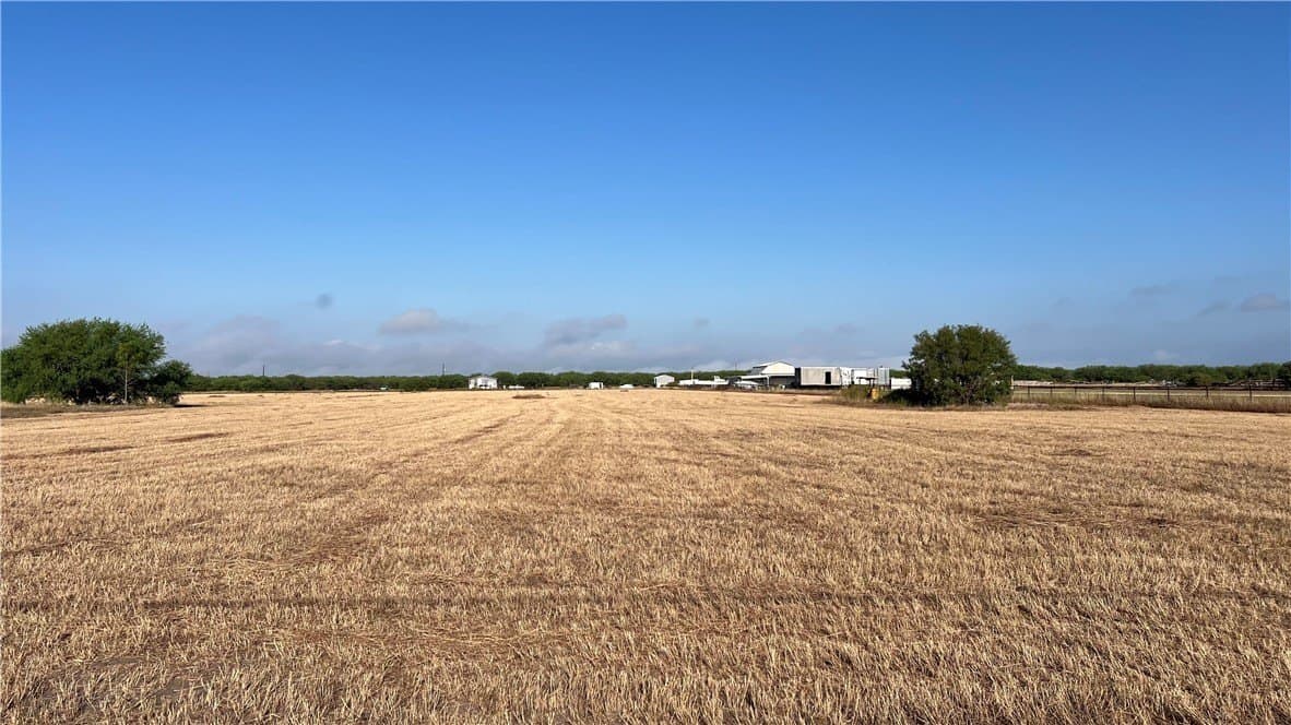 5 acres in San Patricio County - photo 25