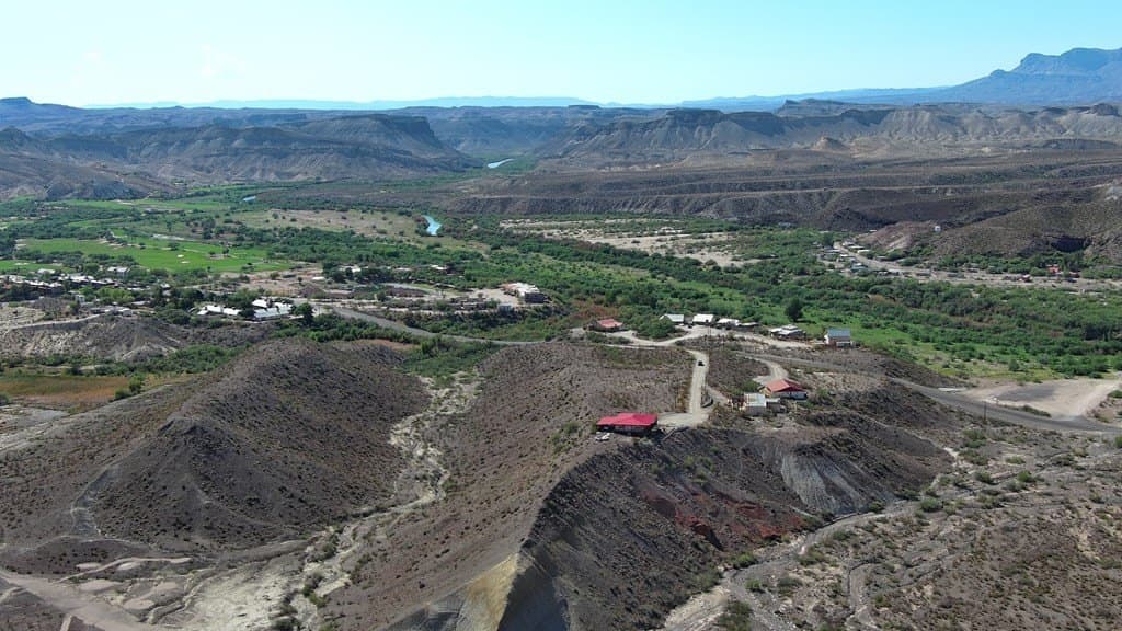 0.94 acres in Brewster County - photo 7