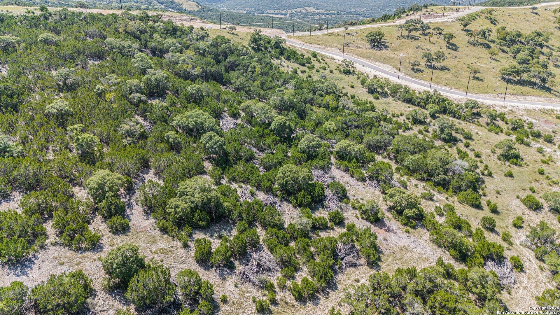 5.85 acres in Bandera County gallery image 4