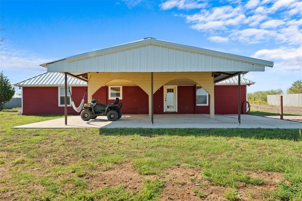 10.48 acres in Ellis County featured view