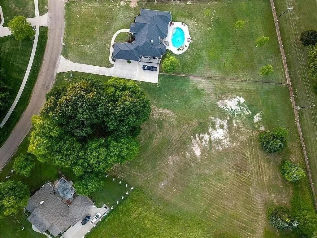 1.47 acres in Kaufman County gallery image 2