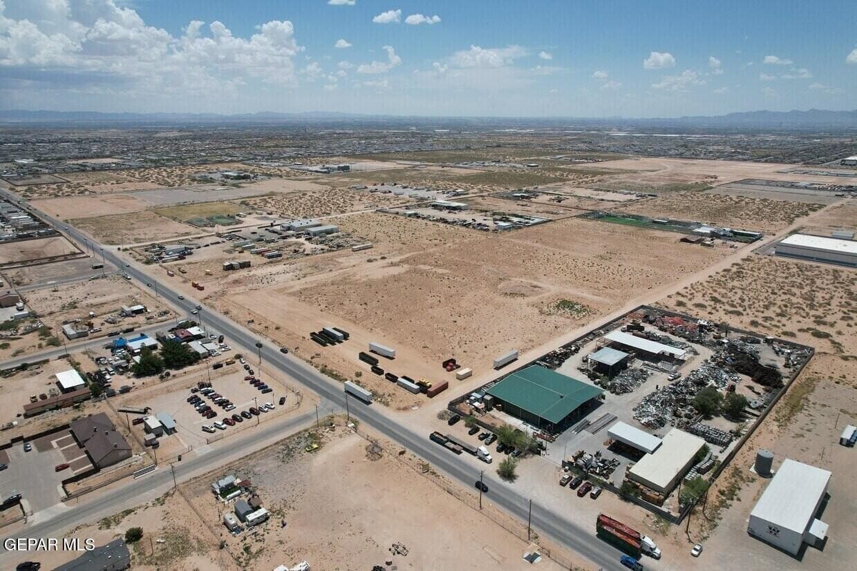 25 acres in El Paso County - photo 4