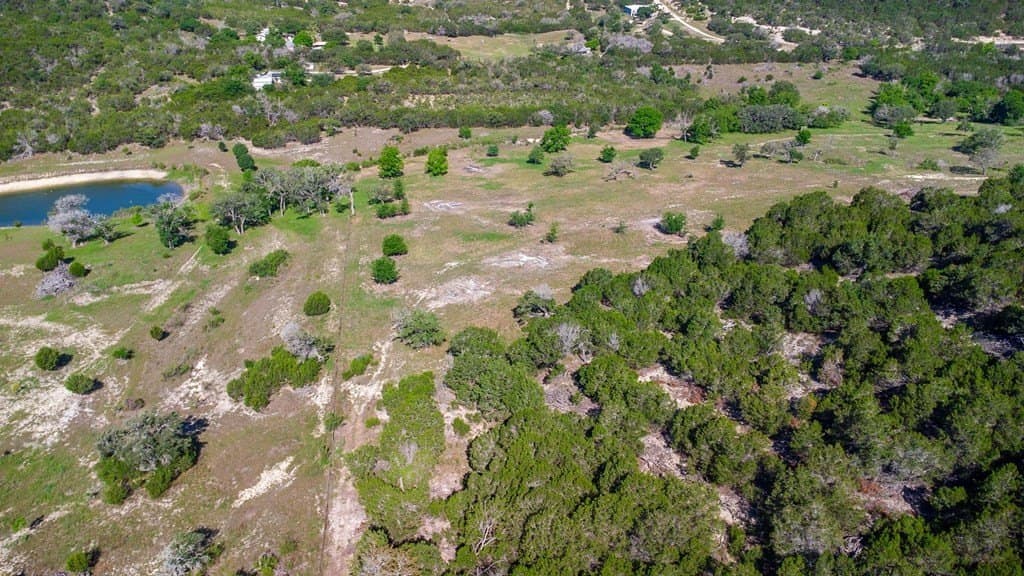 18.49 acres in Kerr County - photo 7