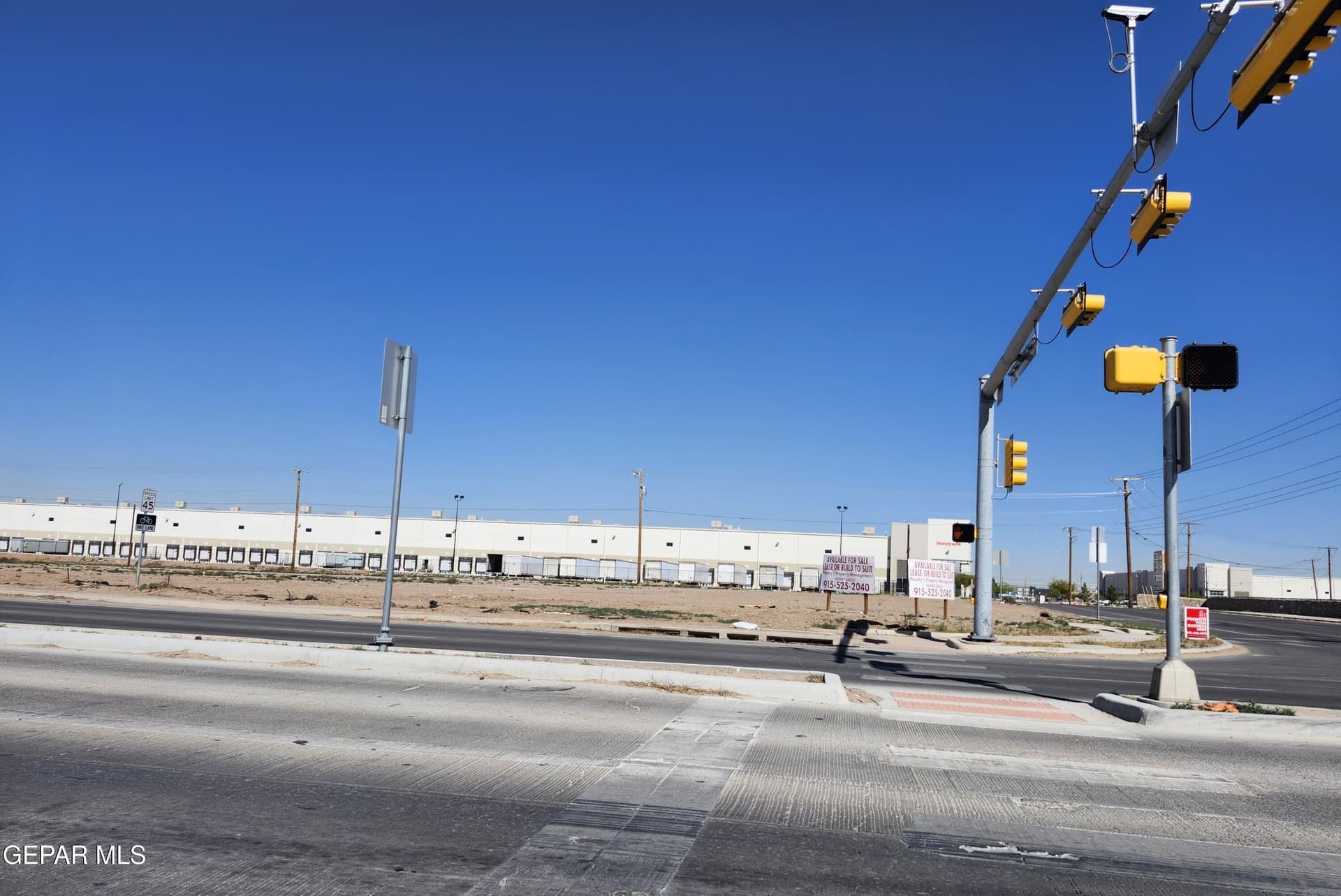 1.08 acres in El Paso County gallery image 4