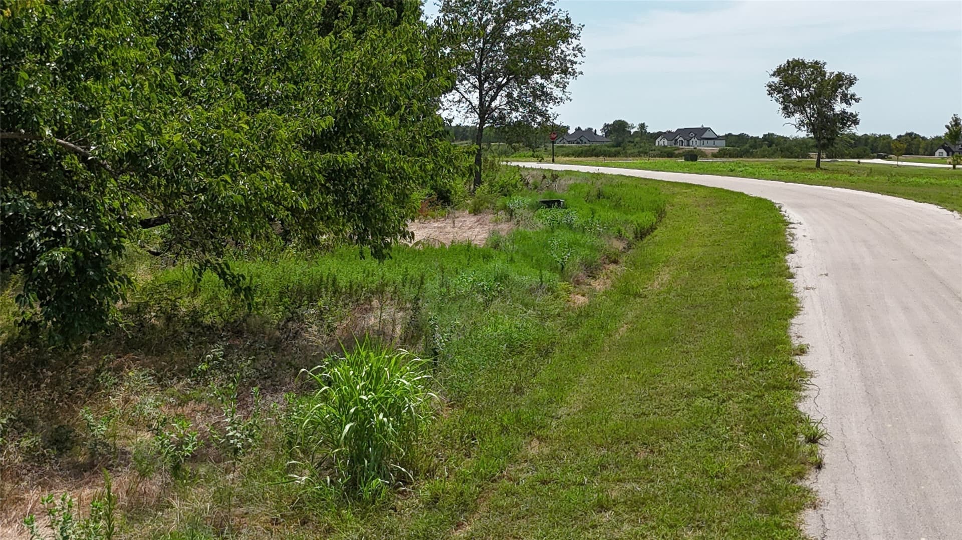 1.85 acres in Navarro County - photo 24