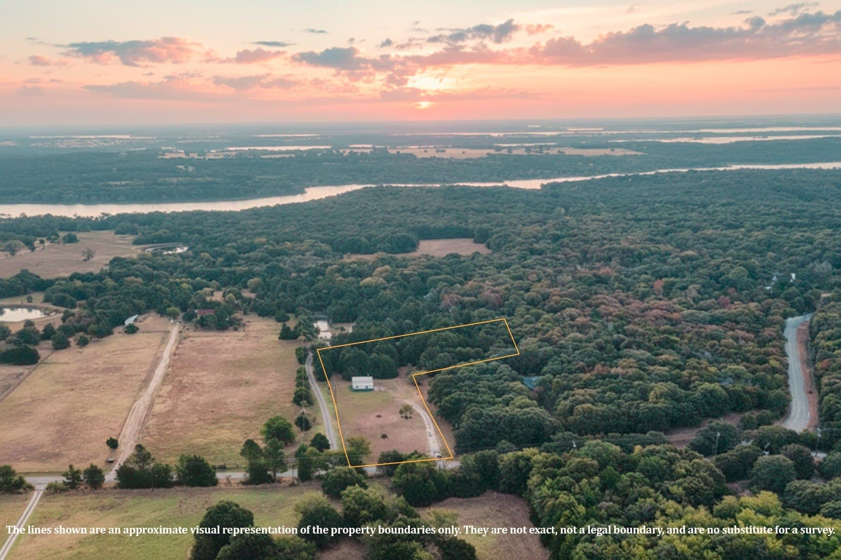 2.5 acres in Cooke County - photo 2