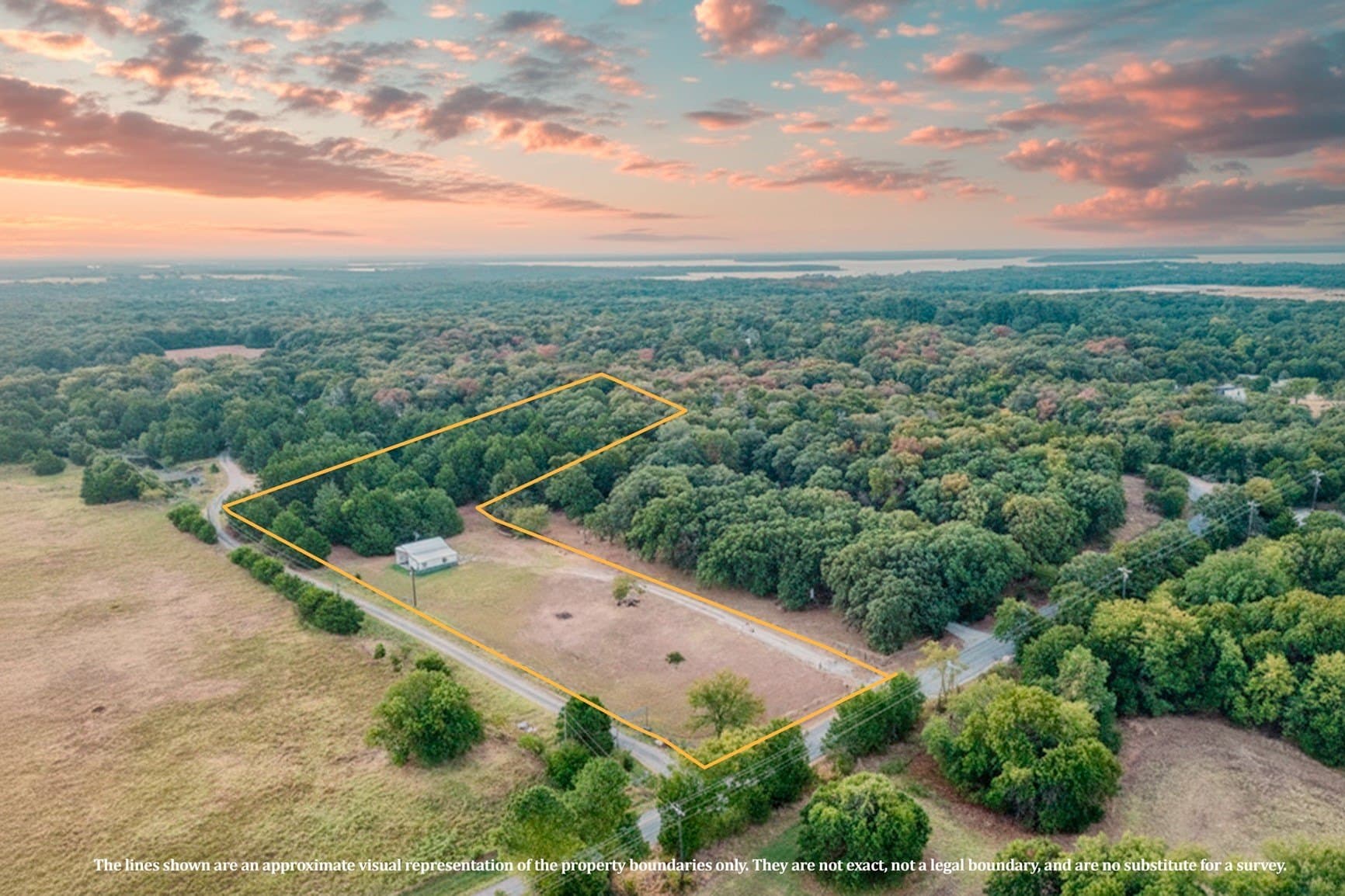 2.5 acres in Cooke County