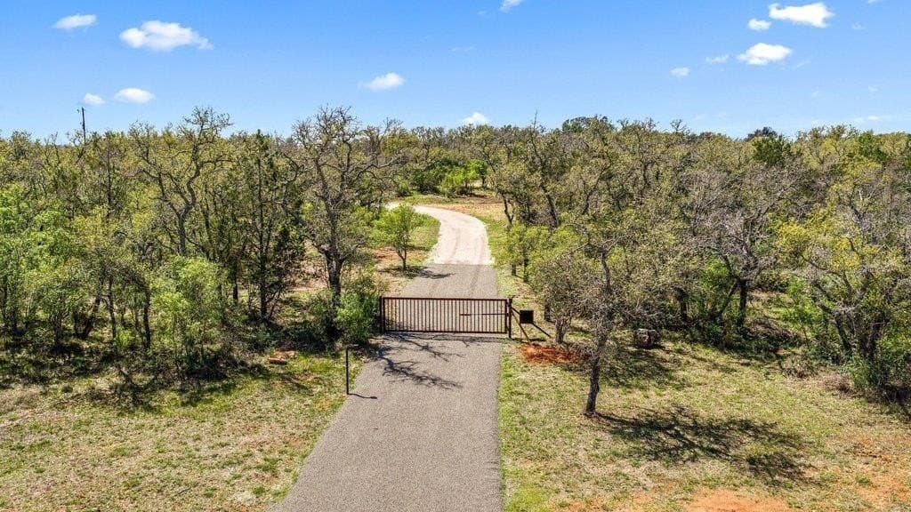 11 acres in Blanco County - photo 4