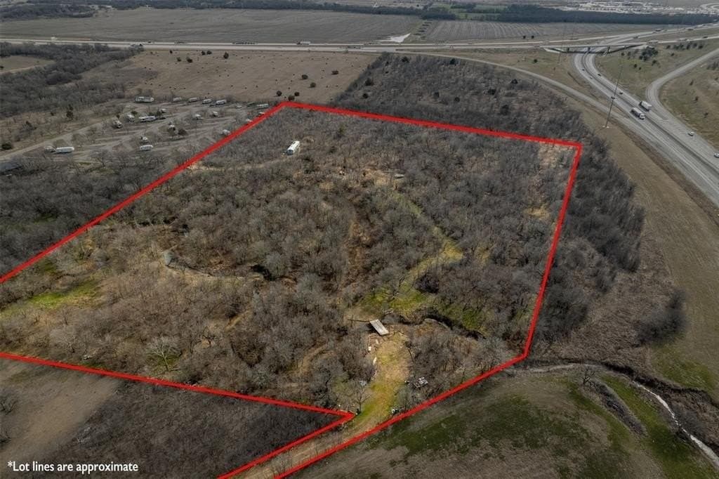17.14 acres in Hill County