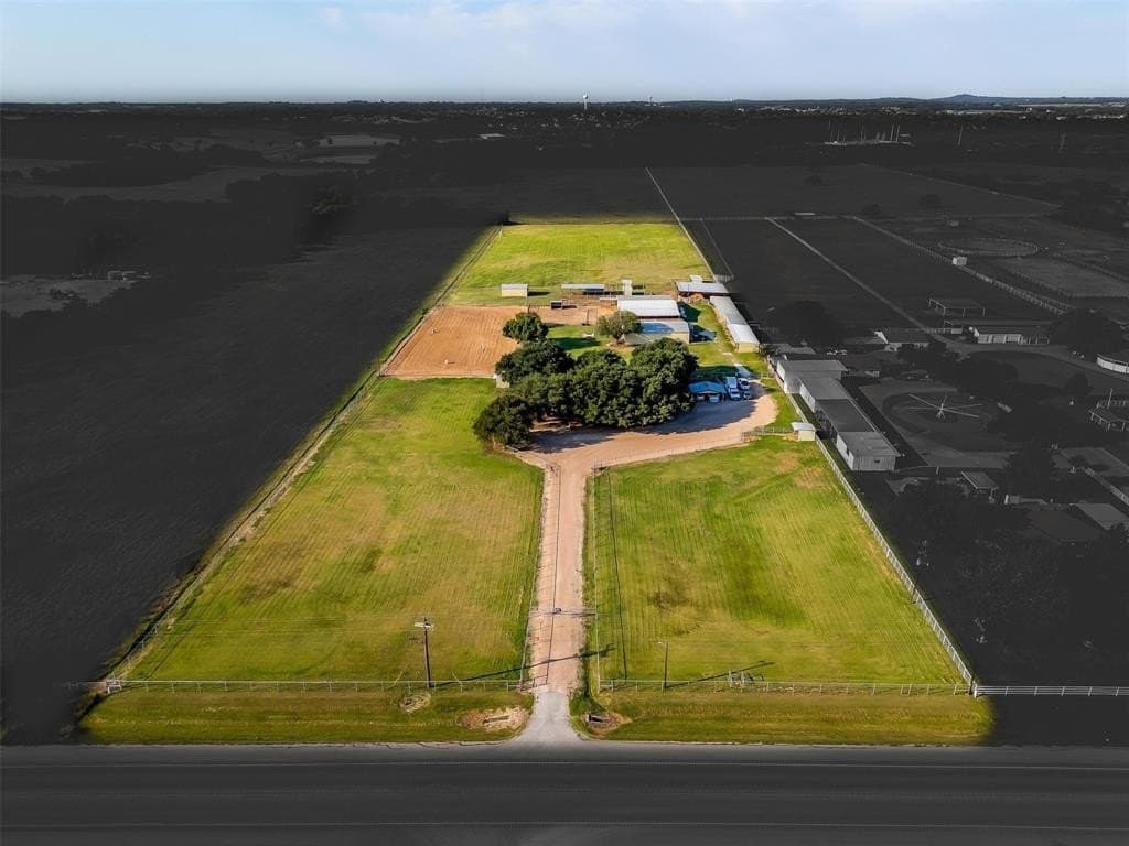 10 acres in Johnson County