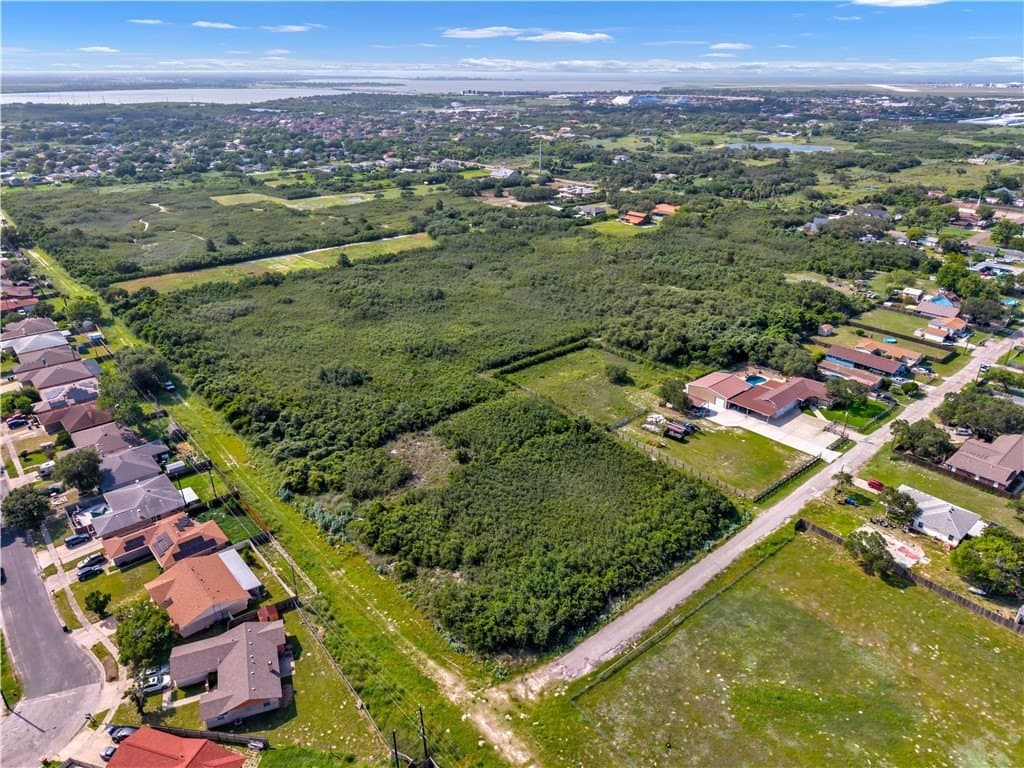 0.82 acres in Nueces County - photo 10