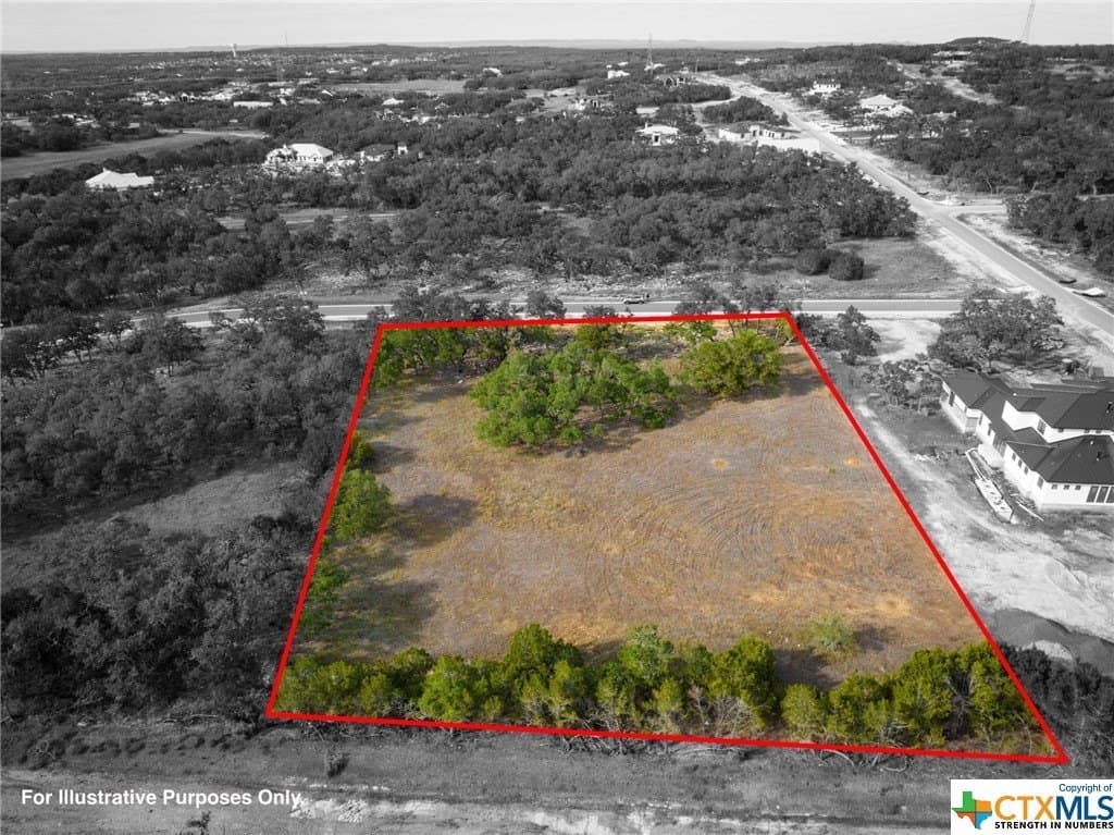 2.21 acres in Comal County gallery image 3
