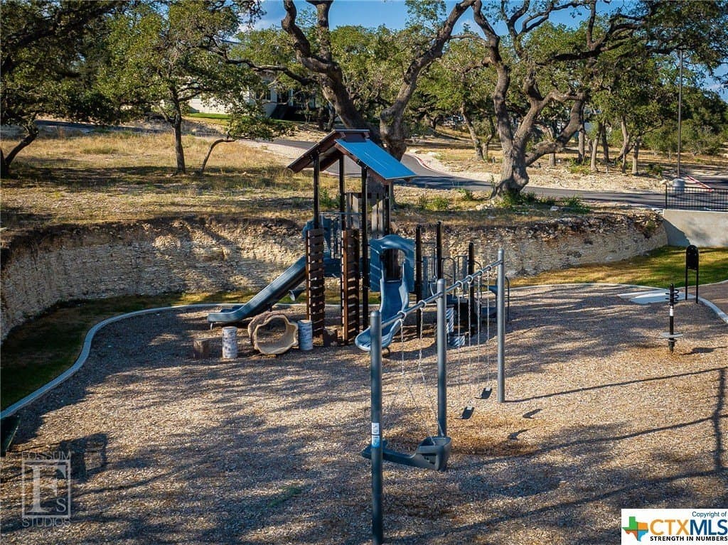 2.21 acres in Comal County - photo 16