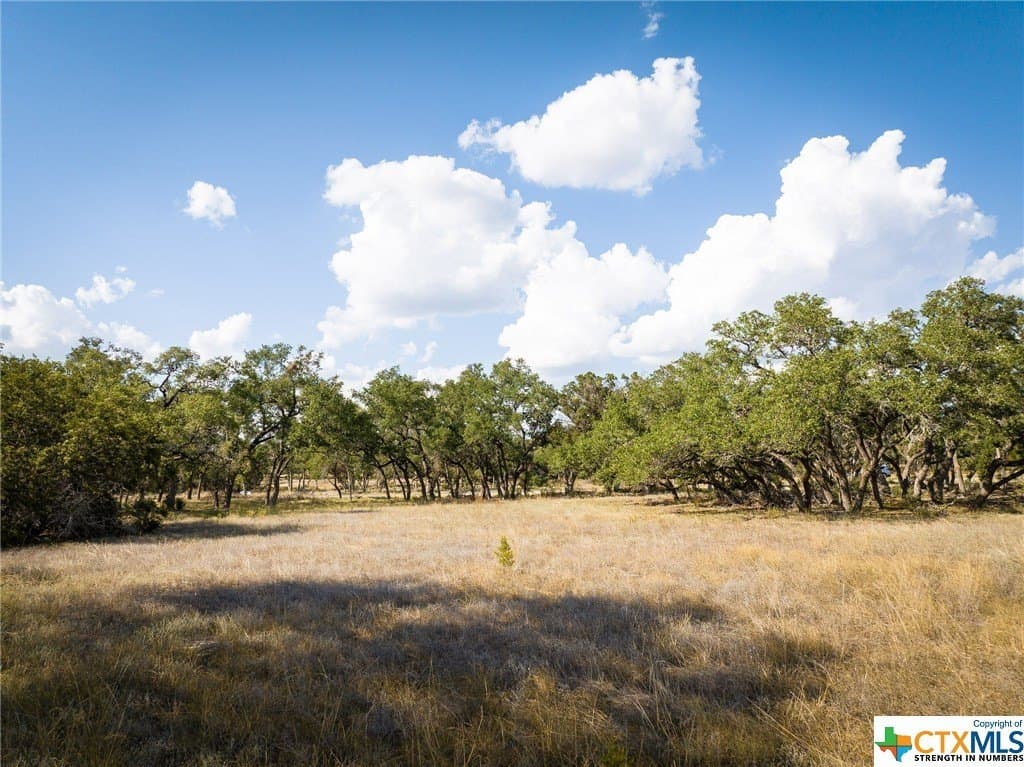 2.21 acres in Comal County - photo 9