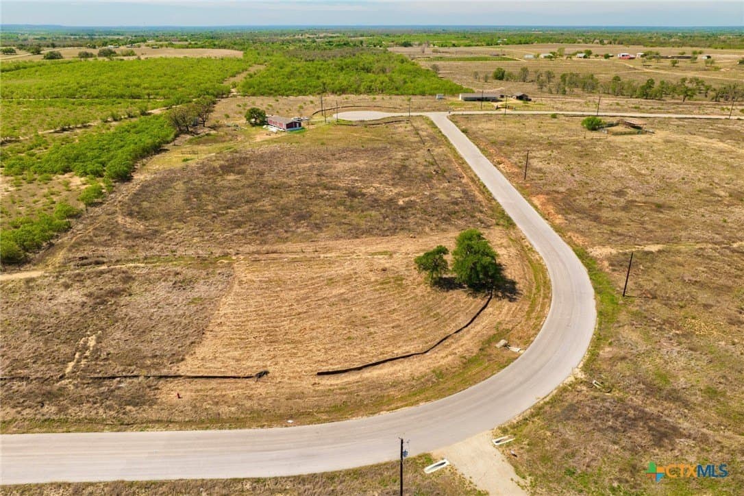 1.02 acres in Caldwell County - photo 2