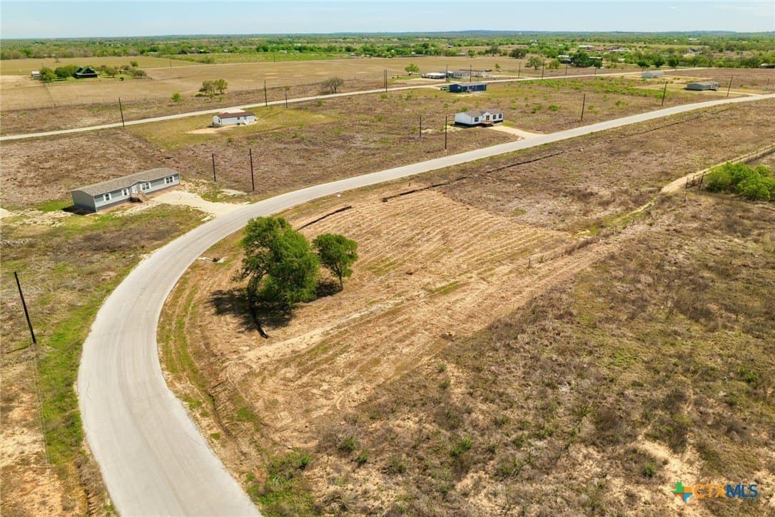 1.02 acres in Caldwell County - photo 3