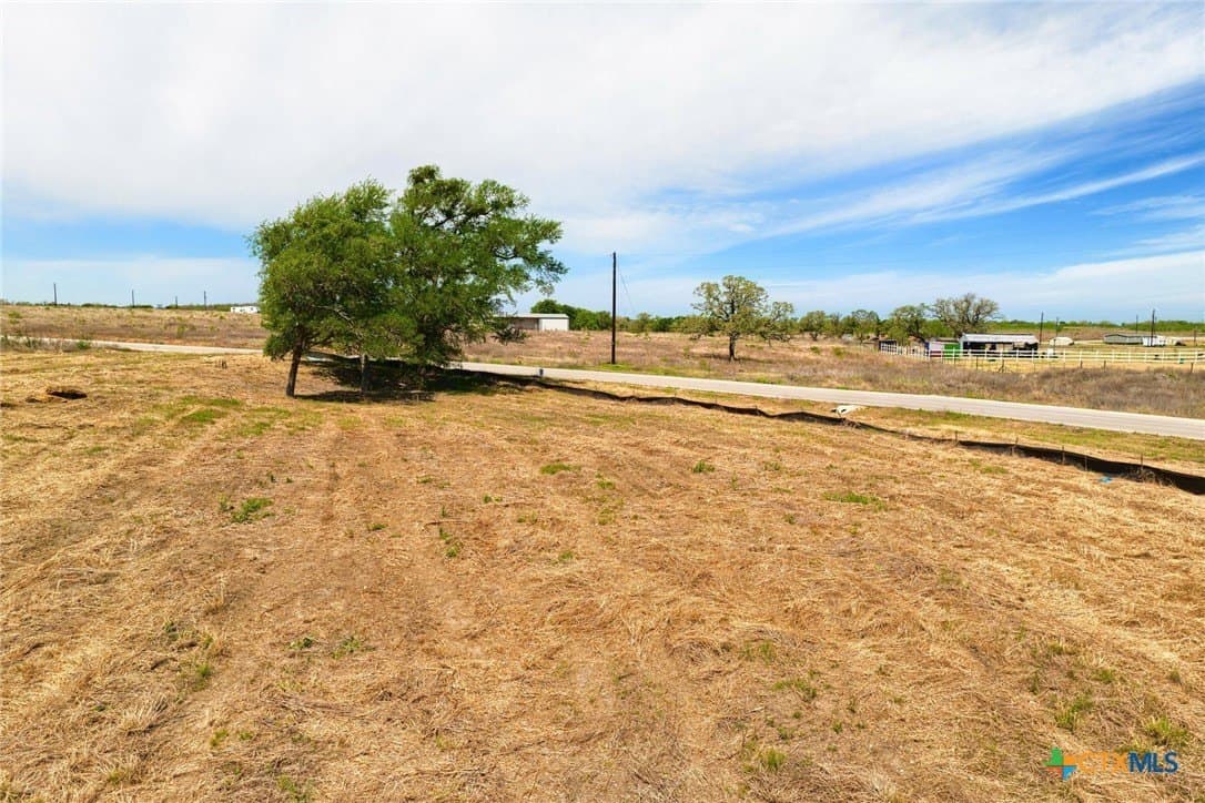1.02 acres in Caldwell County - photo 12