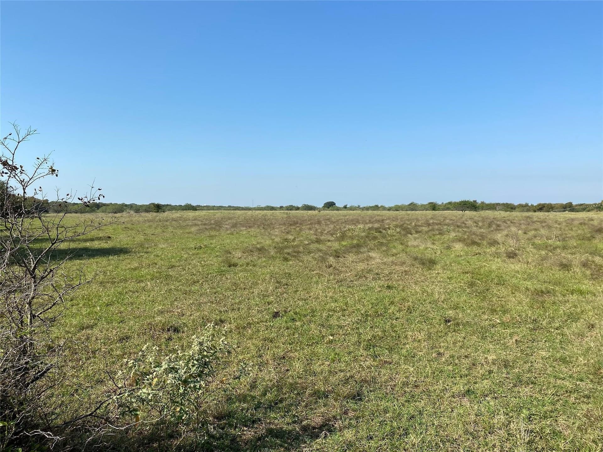 0.88 acres in Henderson County