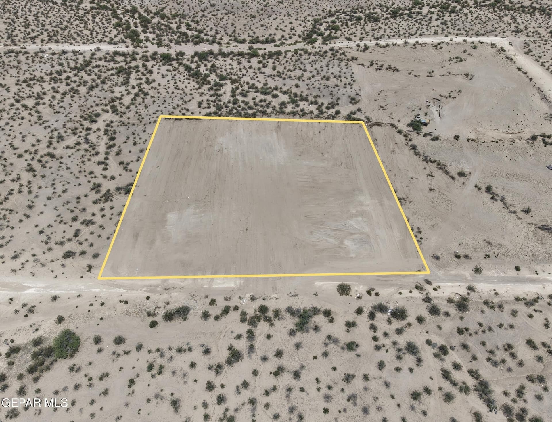 2.5 acres in El Paso County gallery image 3