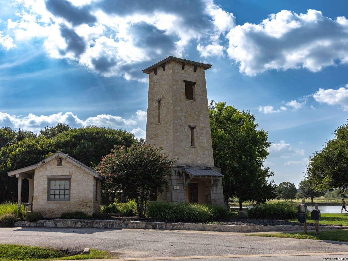 1.34 acres in Kerr County - photo 19