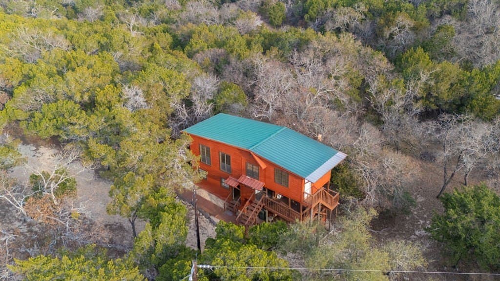 23.3 acres in Bandera County gallery image 2