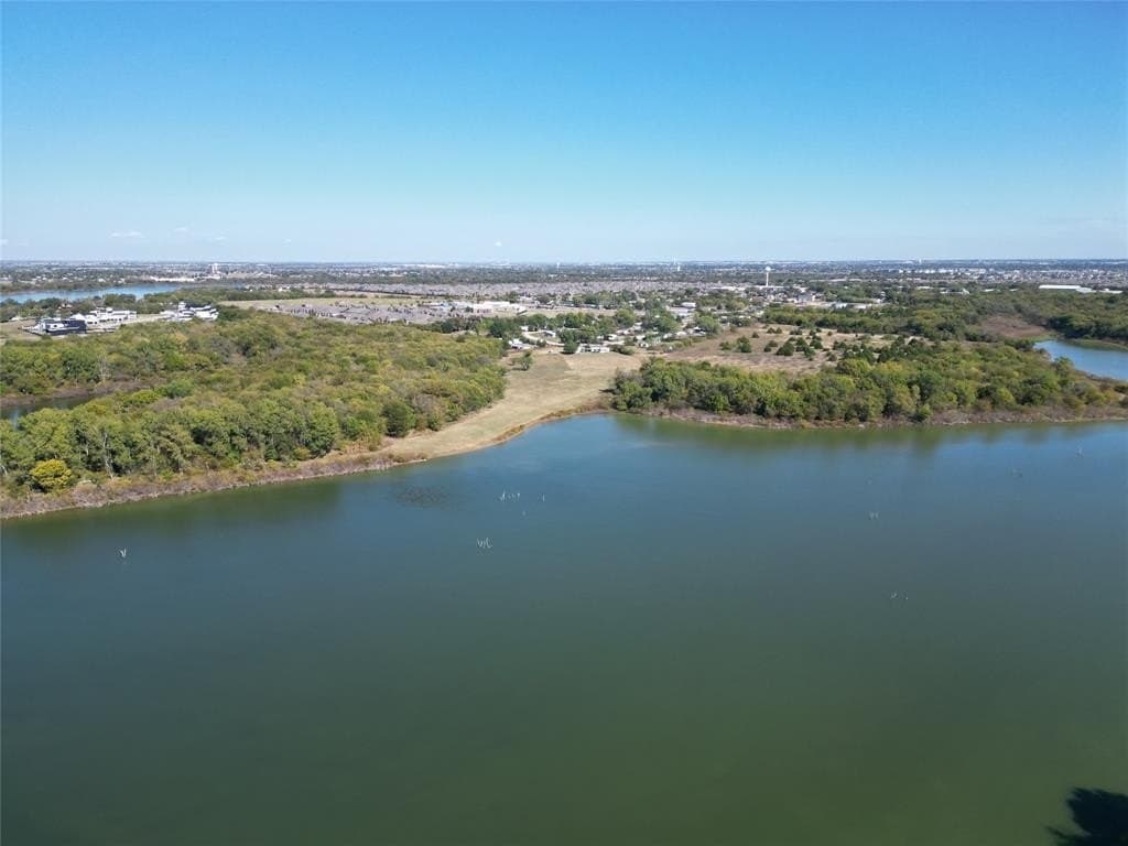 0.4 acres in Denton County gallery image 3
